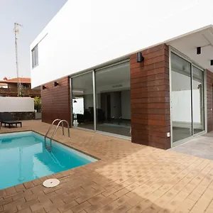 Modern 2br House - Private Pool - Parking Villa San Bartolomé