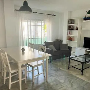 https://apartamento-en-estepona-marbella.1costadelsol.com